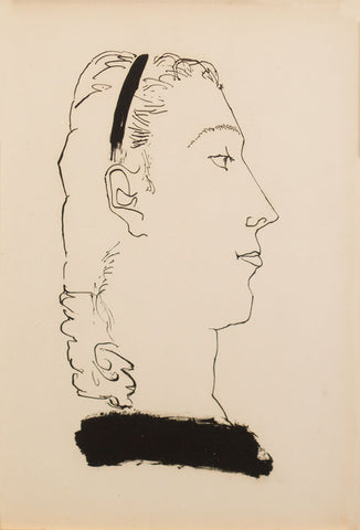 Femme blonde de profil